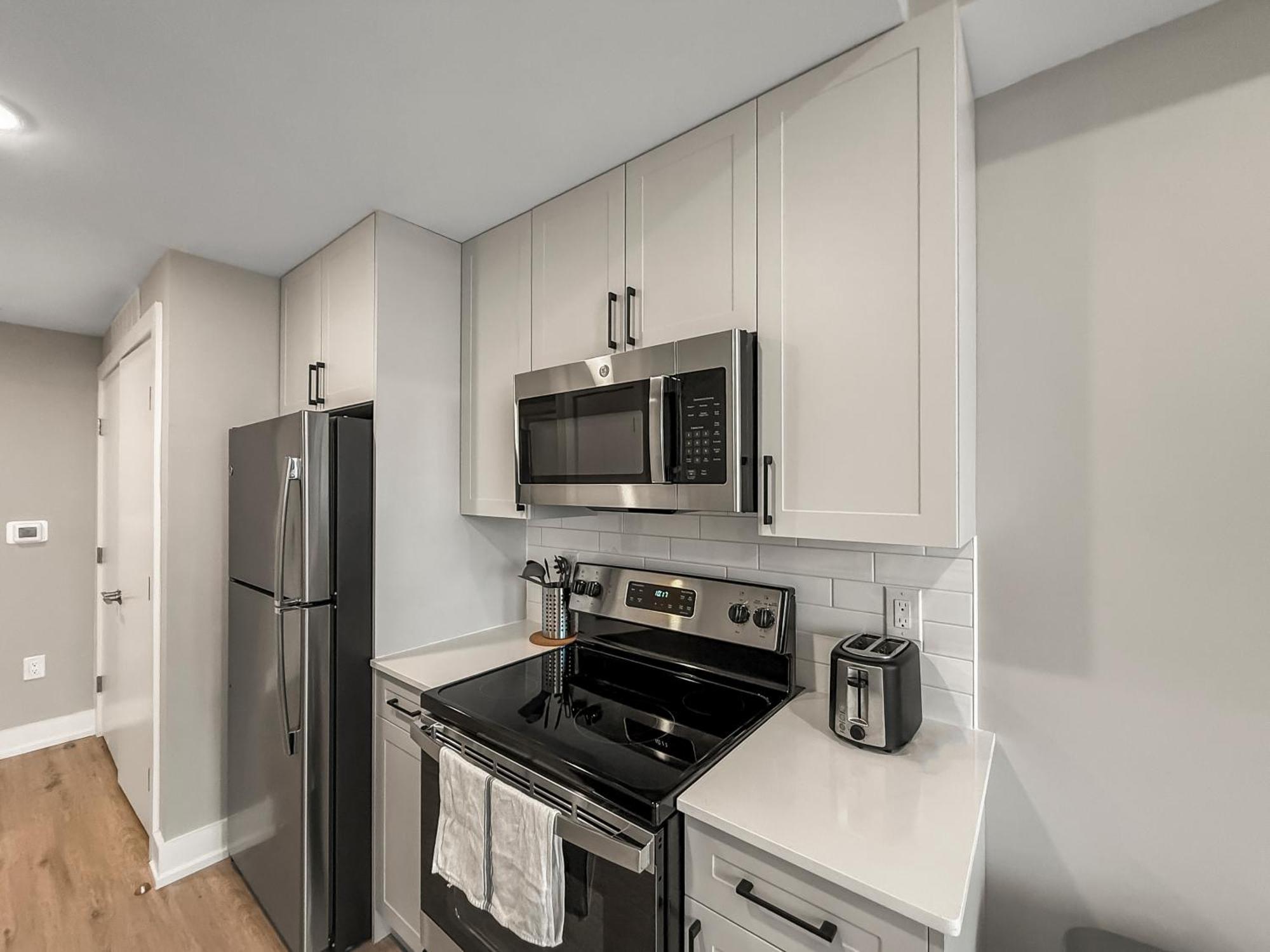 Apartment Apartmint At Five On Canal - *