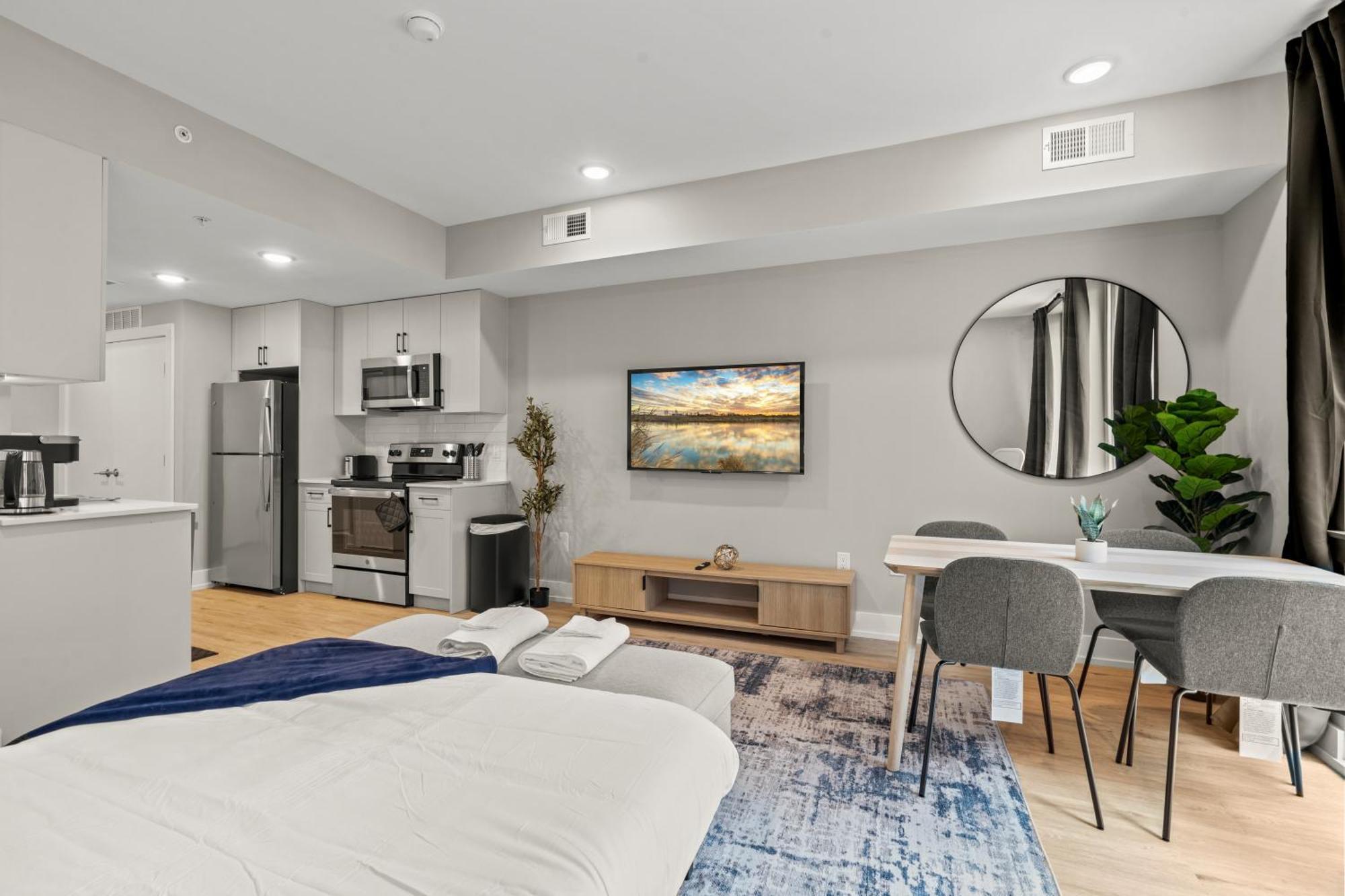 Apartmint At Five On Canal -