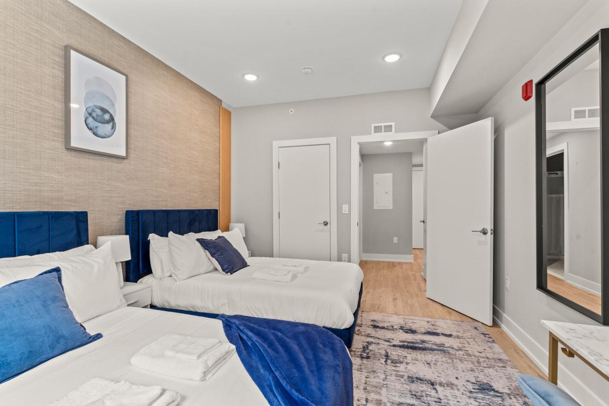 Apartment Apartmint At Five On Canal - *