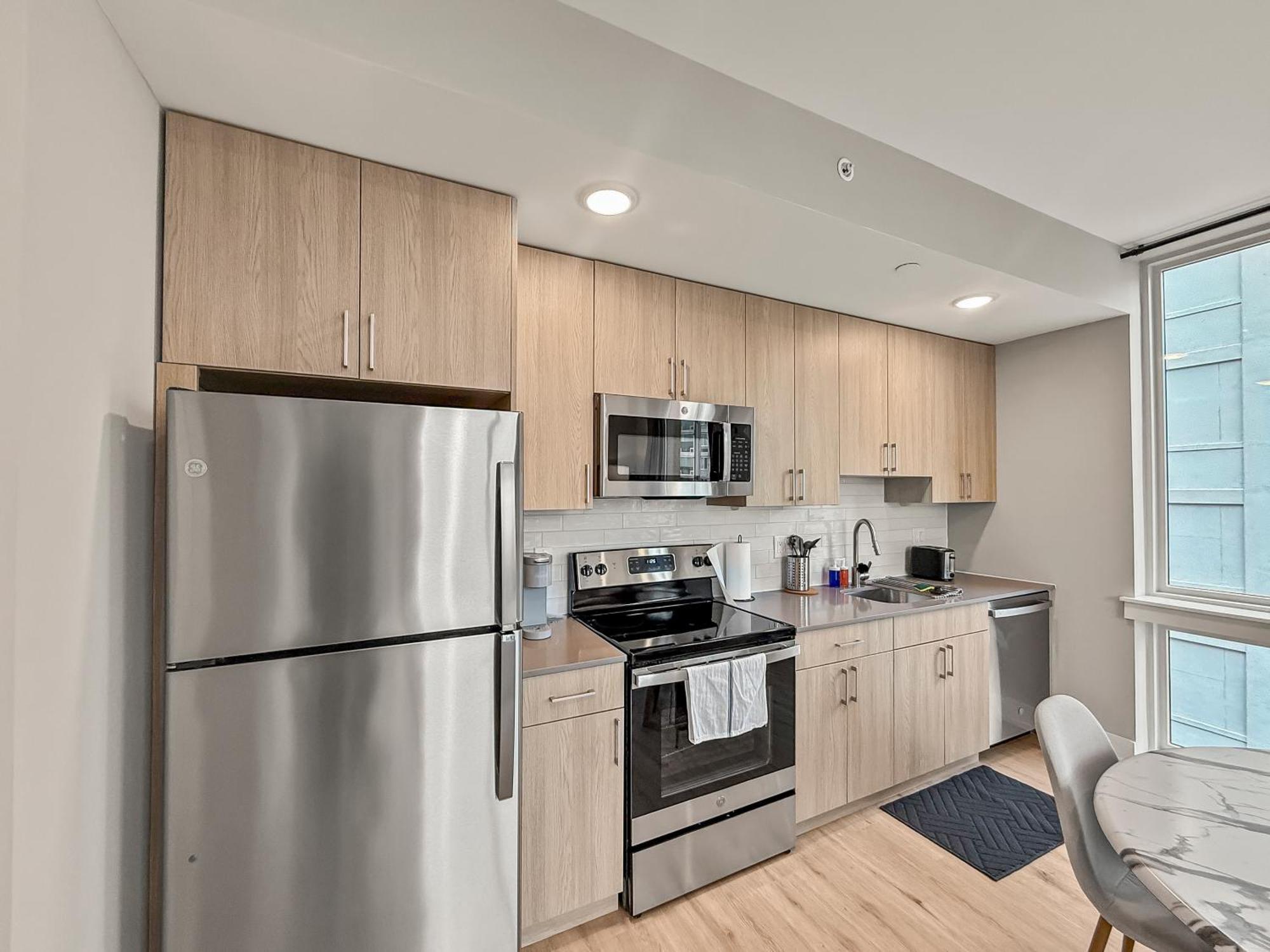 Apartment Apartmint At Five On Canal - *